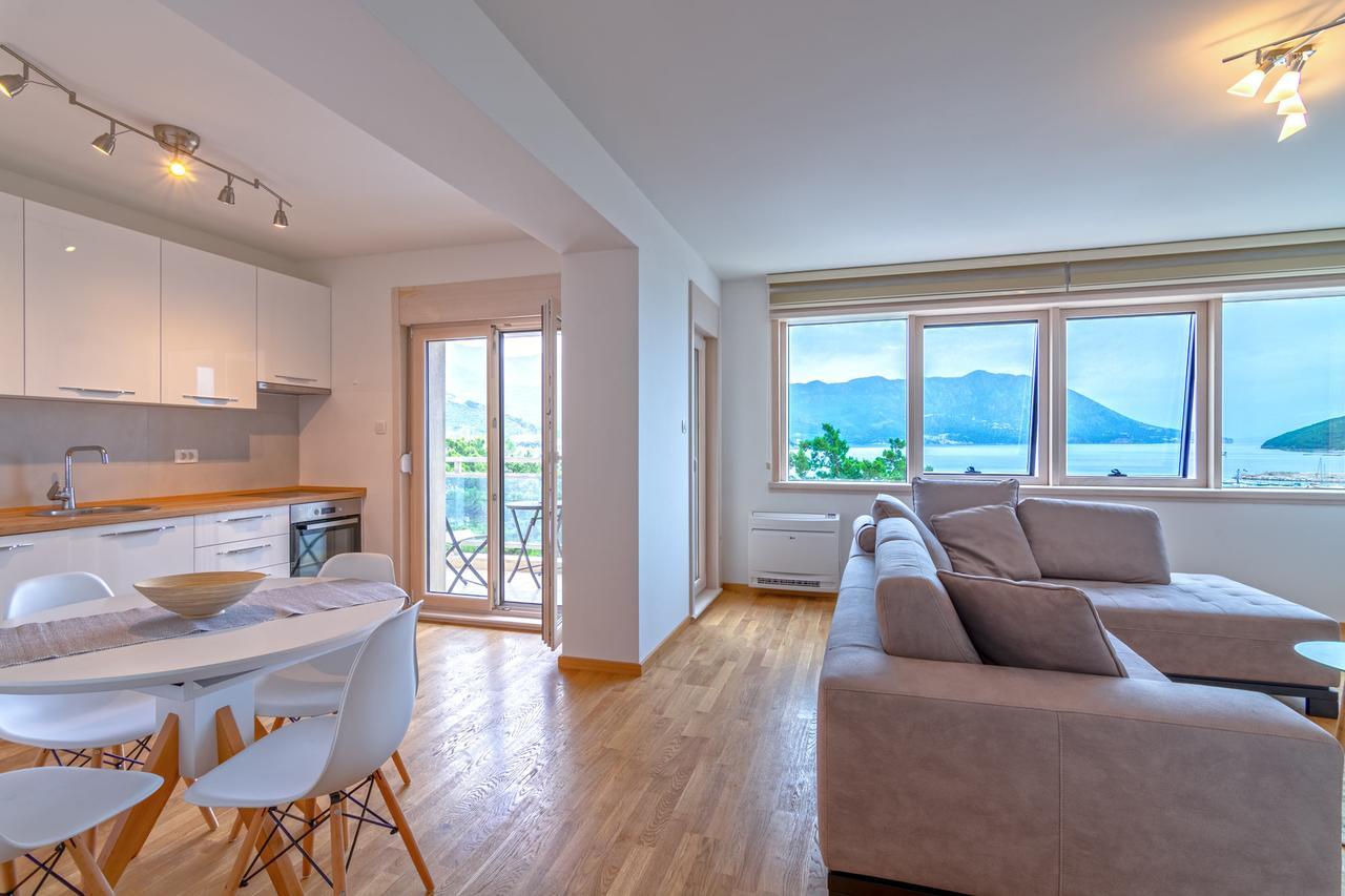 Luxury Seaside Apartments Будва Екстер'єр фото