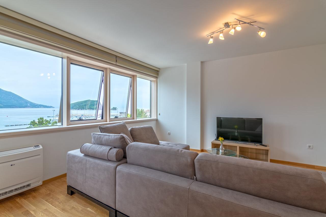 Luxury Seaside Apartments Будва Екстер'єр фото