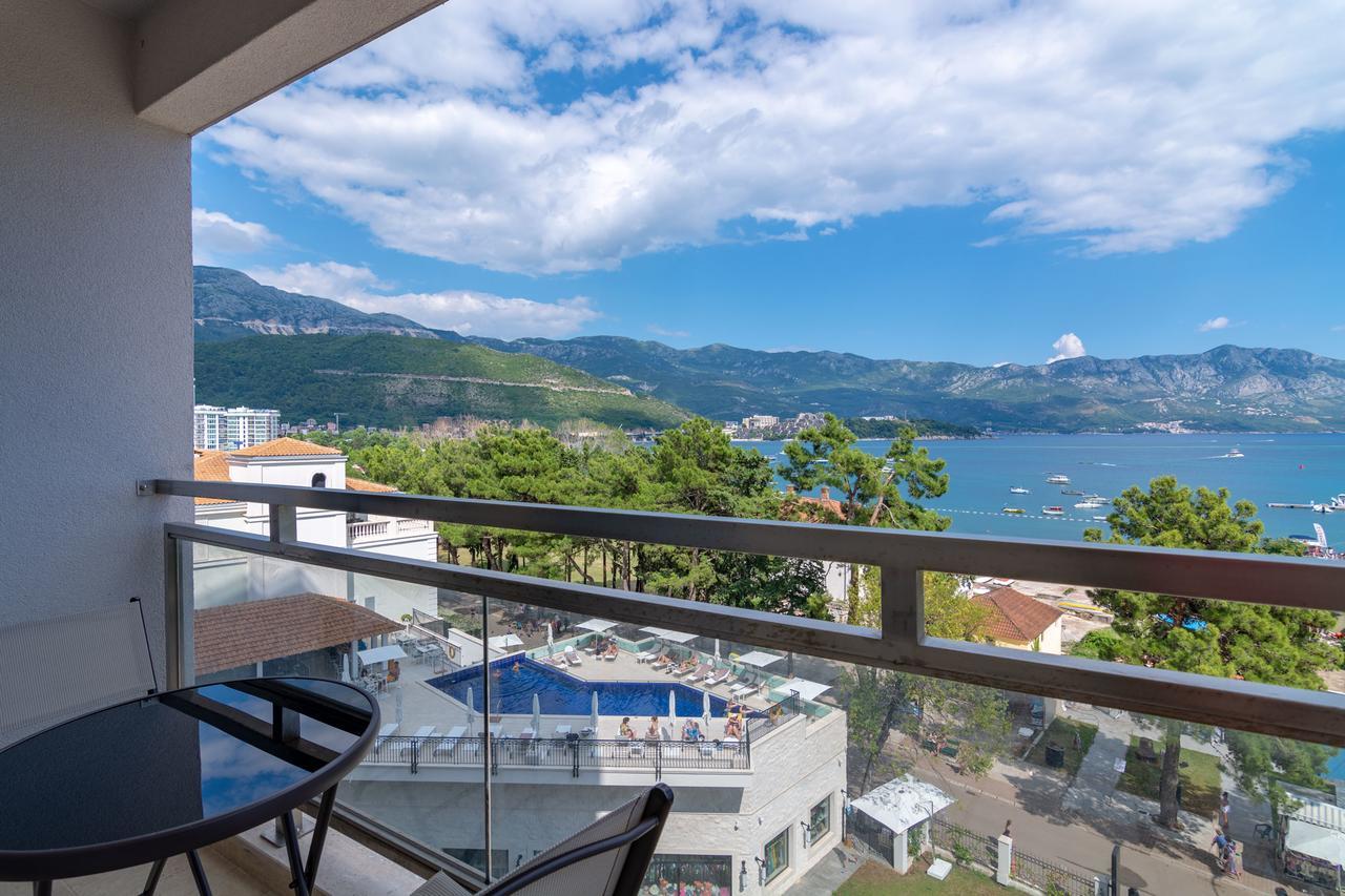 Luxury Seaside Apartments Будва Екстер'єр фото